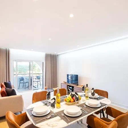 Διαμέρισμα Melbourne 2 - Confortavel E Com Piscina - *